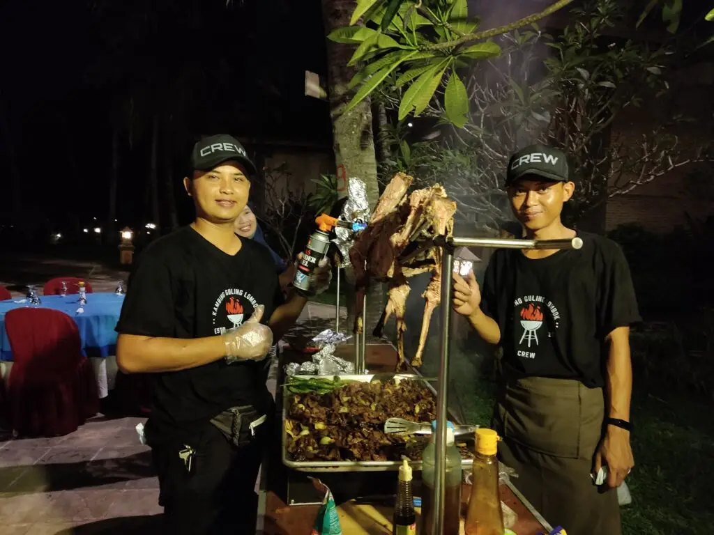 alternative image post kambing guling lombok